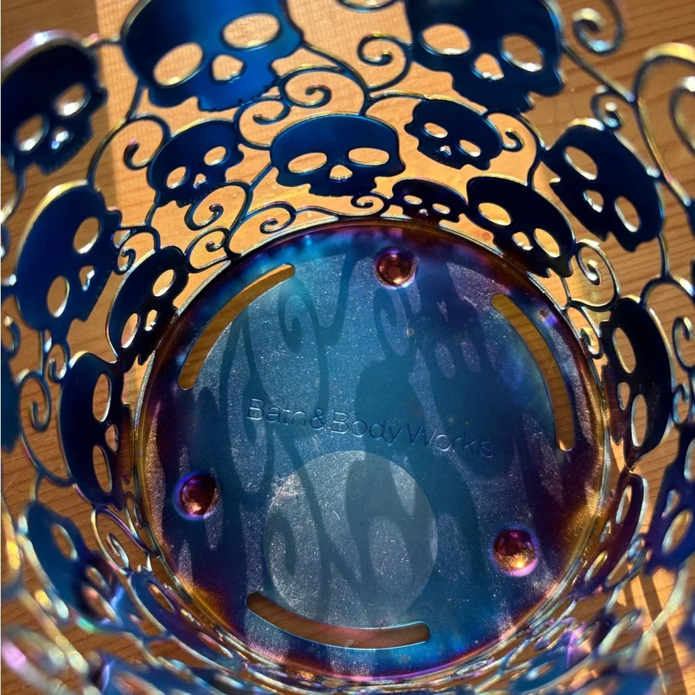 Iridescent Skull 3-wick Candle Holder by Bath & Body Works